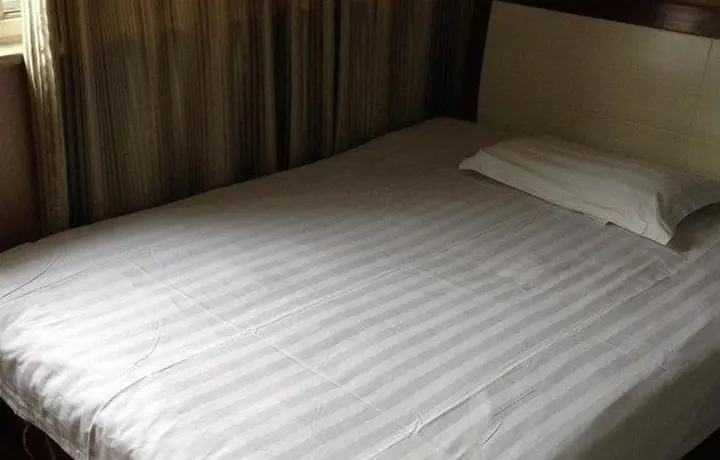 Тайчжоу: Taizhou Jiangyan Xinrong Hotel