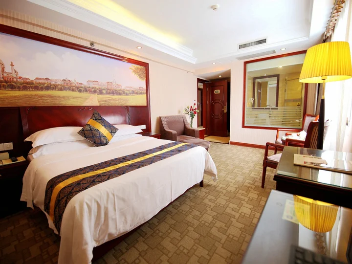 Наньнин: Vienna Hotel Nanning Train Station