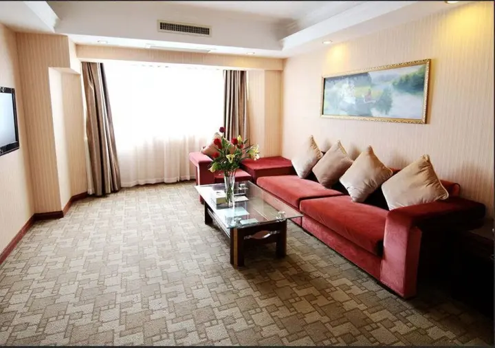 Наньнин: Vienna Hotel Nanning Train Station