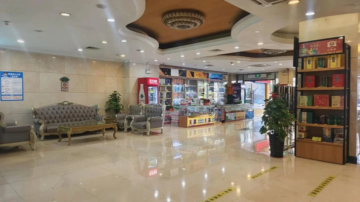 Наньнин: Vienna Hotel Nanning Train Station
