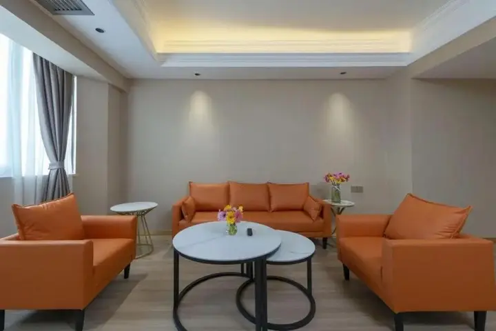 Наньнин: Vienna Hotel Nanning Train Station