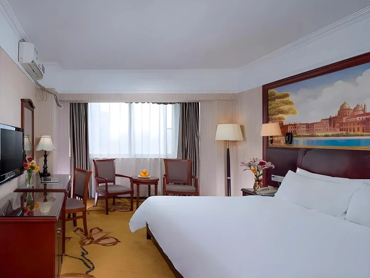 Наньнин: Vienna Hotel Nanning Train Station