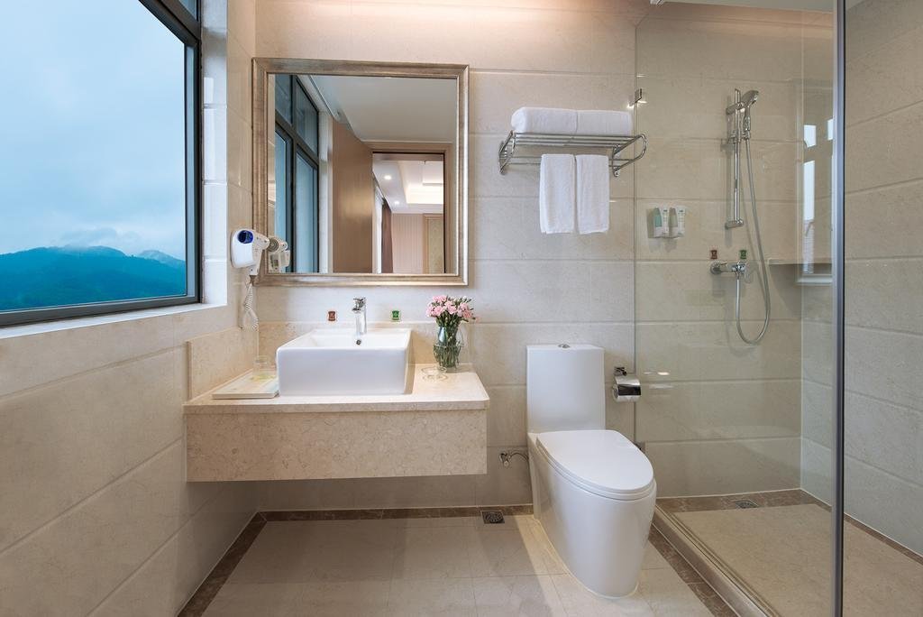 Шэньчжэнь: Vienna International Hotel Shenzhen Huanan City Store