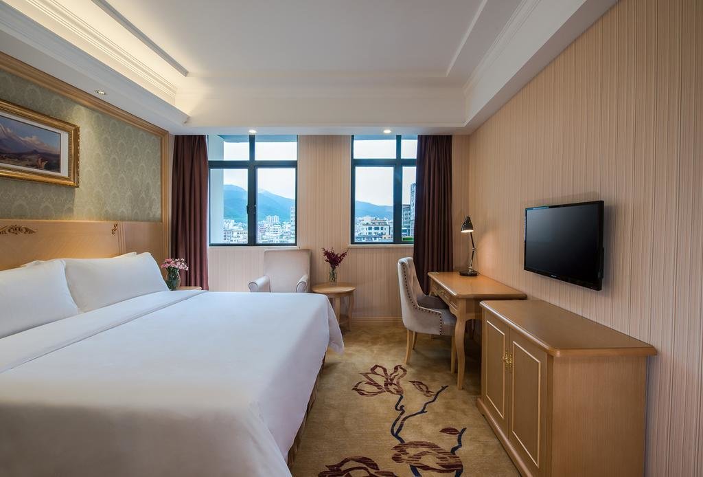 Шэньчжэнь: Vienna International Hotel Shenzhen Huanan City Store