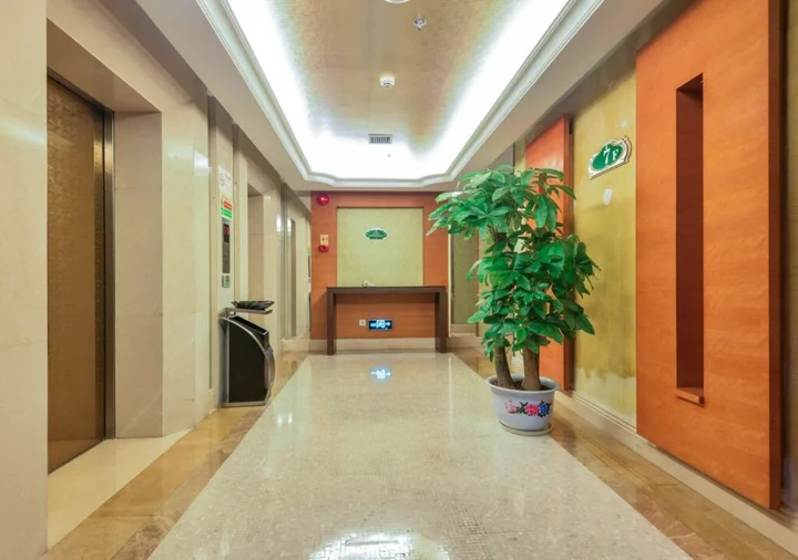 Шэньчжэнь: Vienna International Hotel Shenzhen Huanan City Store