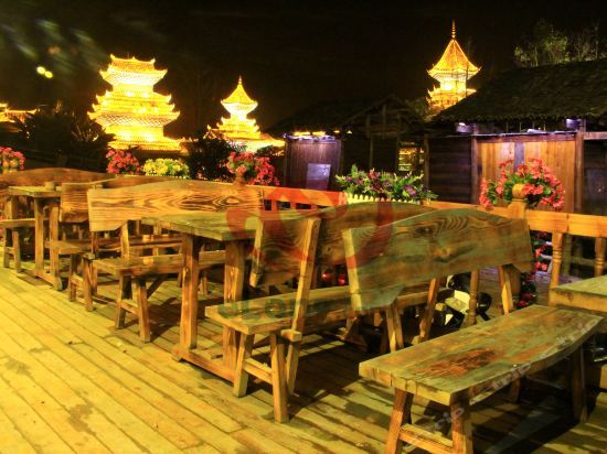 Лосян: Blooming Time Inn