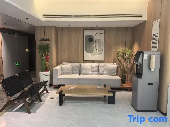 Хулун-Буир: Xinhai Holiday Hotel