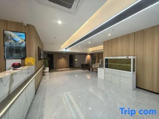 Хулун-Буир: Xinhai Holiday Hotel
