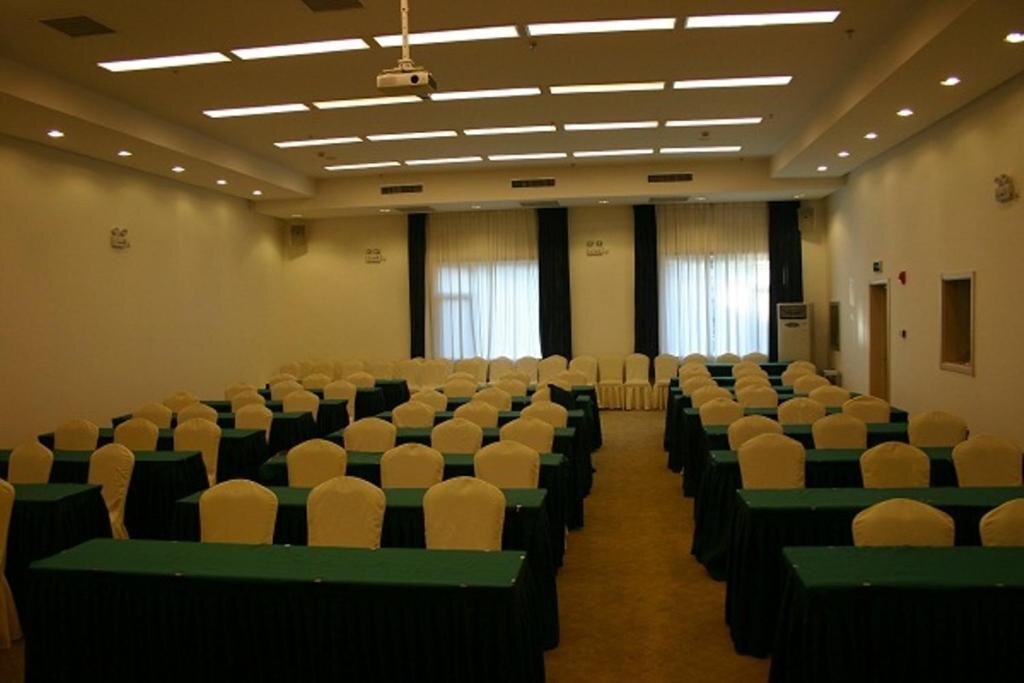 Хух-Хото: Elan Hotel Hohhot Railway Station