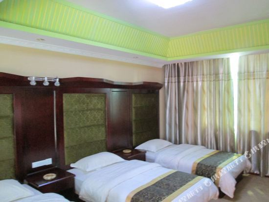 Цзинхун: Huatian Hotel
