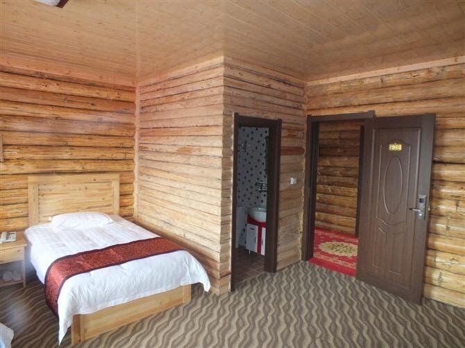Хулун-Буир: Russia Camp Resort