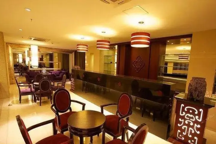 Шанхай: Yue Hotel