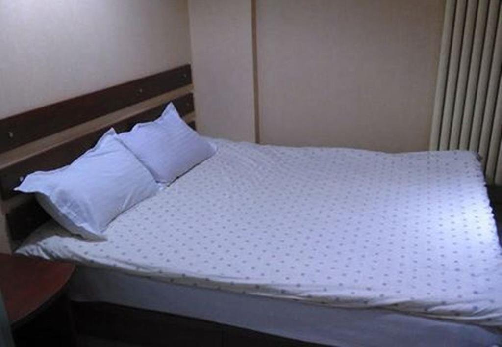 Циндао: Qingdao Lanyu Business Hotel