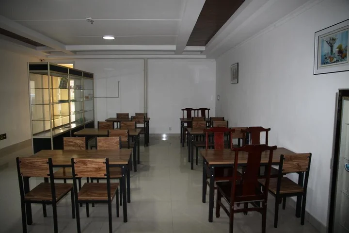 Бинжоу: Binzhou Yifeng Business Hotel