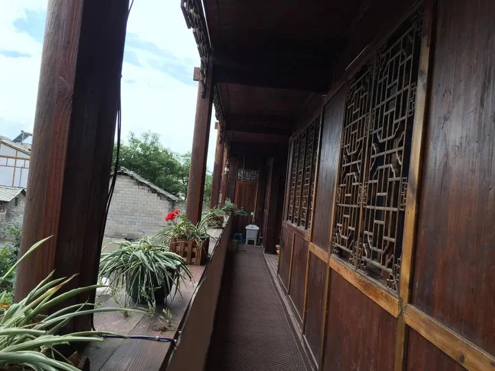 Аньшунь: Mingtun Inn