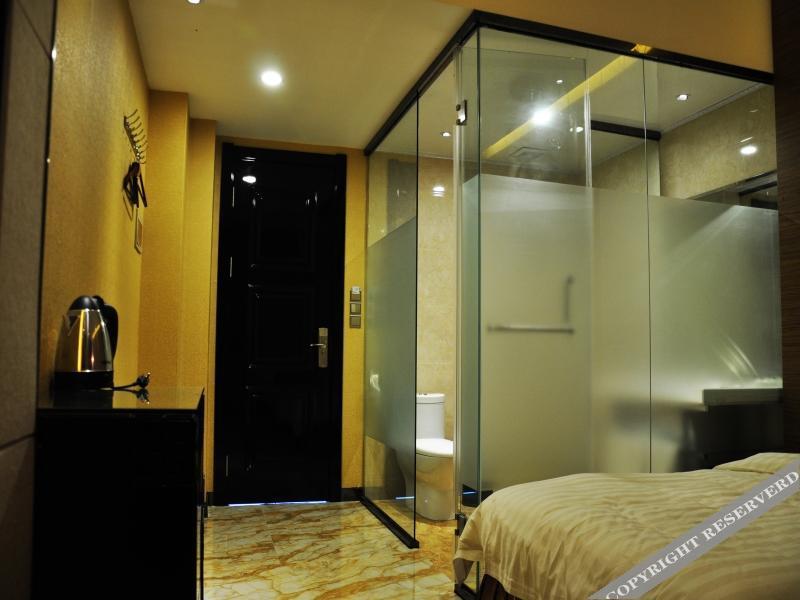 Хулун-Буир: Manzhouli Aolong Business Hotel