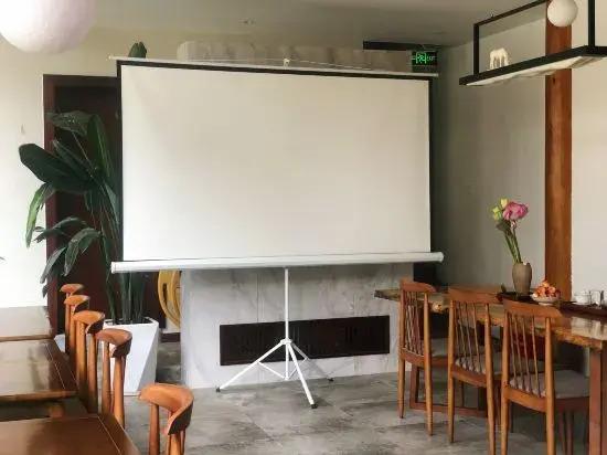 Баошань: Heshun Renjia Inn