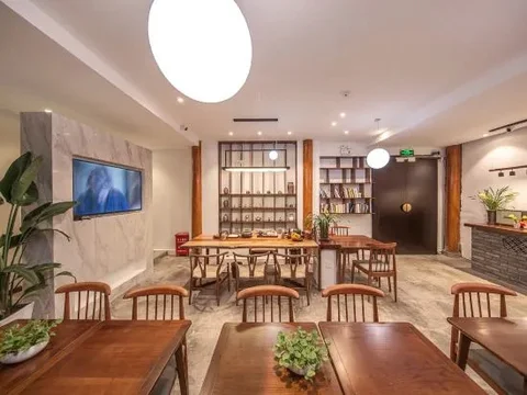 Баошань: Heshun Renjia Inn