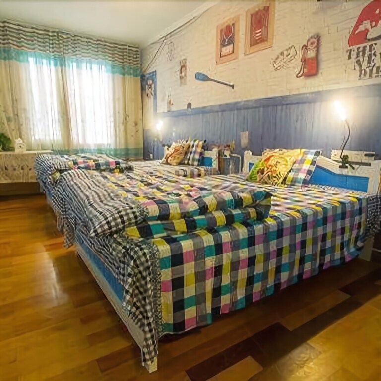 Гуйлинь: Gulin The Eighth Youth Hostel