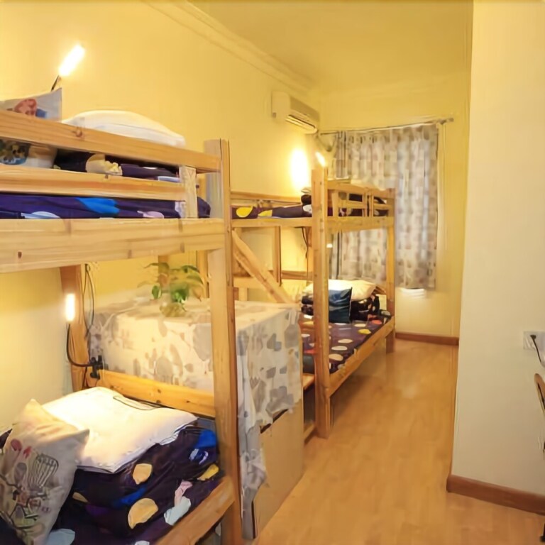 Гуйлинь: Gulin The Eighth Youth Hostel