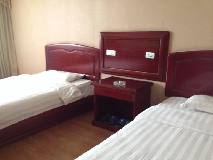 Хулун-Буир: Xinwangjiang Hotel