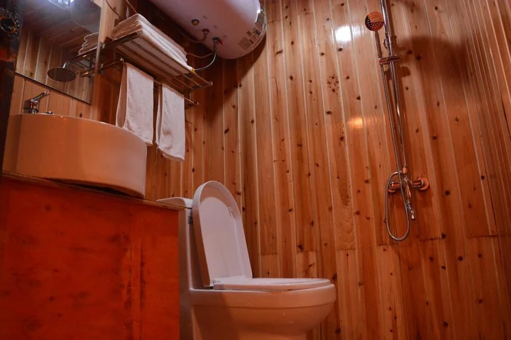 Шангри-Ла: Shangri La Gold Year Youth Hostel