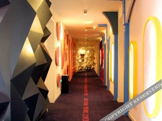 Иньчуань: Yinchuan Love Space Theme Hotel