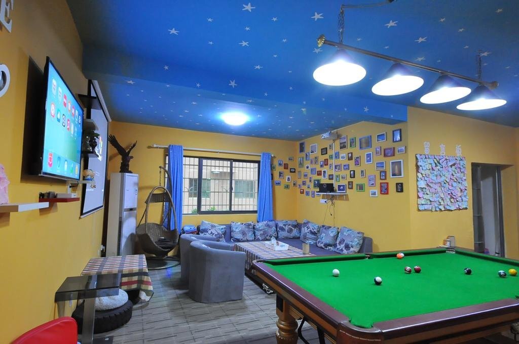 Чанша: Changsha That Year Of February Youth Hostel