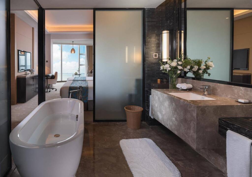 Бэйхай: Furama Hotel Beihai