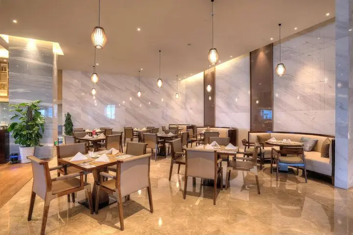 Бэйхай: Furama Hotel Beihai
