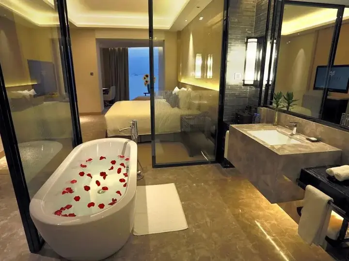 Бэйхай: Furama Hotel Beihai