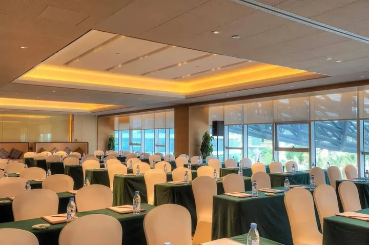 Бэйхай: Furama Hotel Beihai