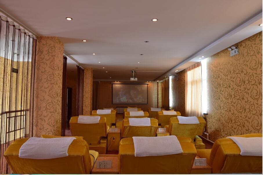 Хулун-Буир: Hulunbuir Longyun Hotel