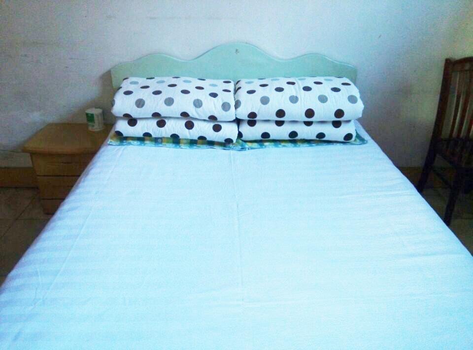 Цзиньчжун: Charlie‘s Home
