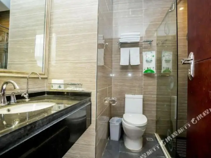 Чанчжоу: Qingmu Hotel Changzhou Yancheng World Trade Centre