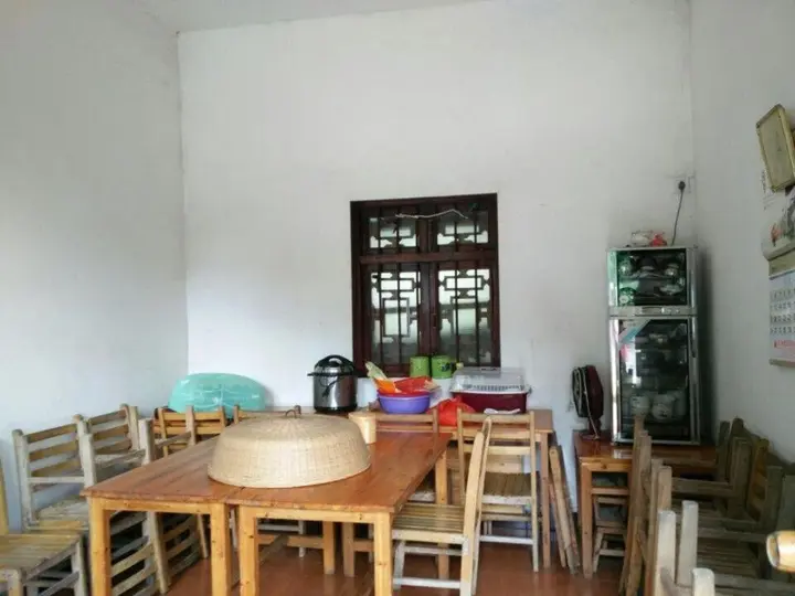 Яншо: Yangshuo Fengquan Holiday Hotel