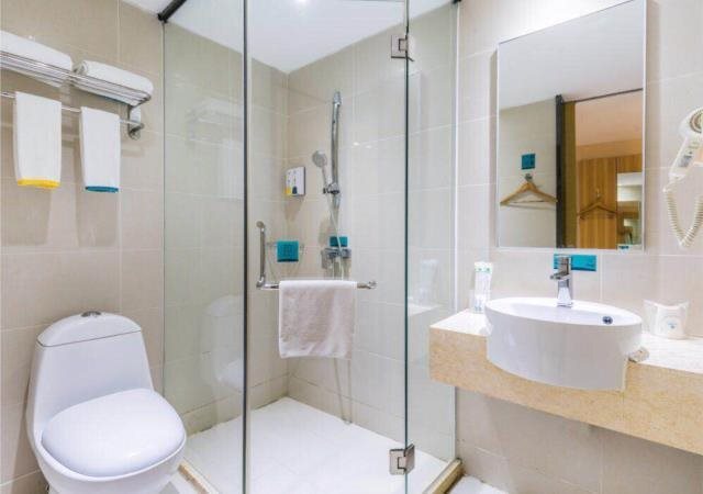 Янгиианг: City Comfort Inn Yangjiang Mojiang Road