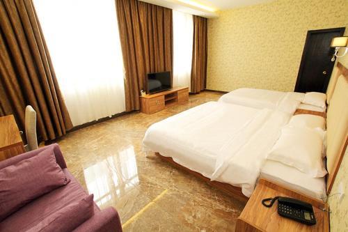 Яншо: Yangshuo Rainbow Holiday Hotel