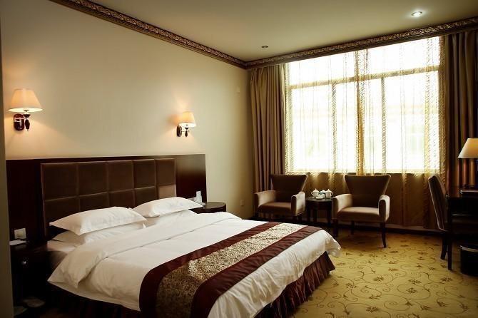 Линжи: Linzhi Daxiagu Hotel