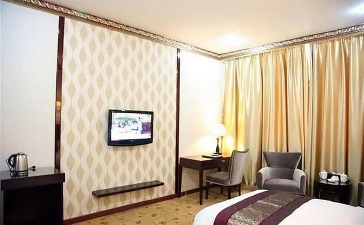 Линжи: Linzhi Daxiagu Hotel