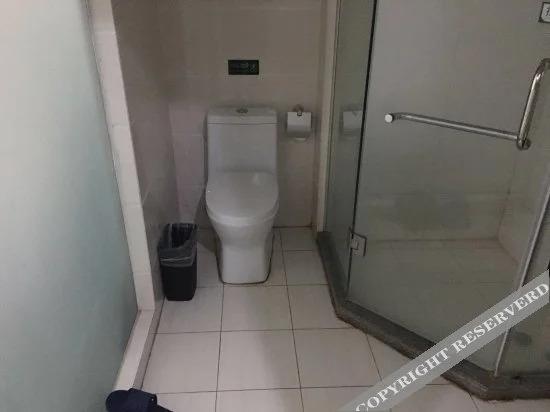 Ухань: Yi'erke City Chain Hotel Wuhan Nanhu Garden
