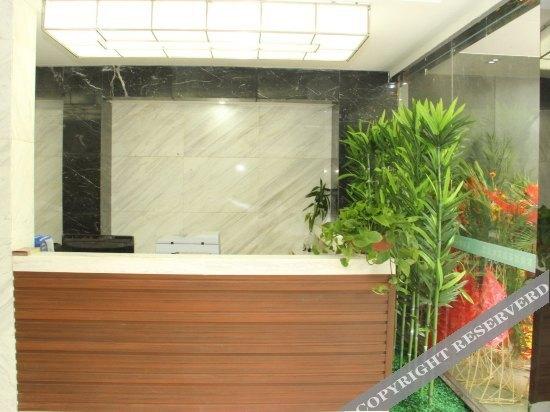 Ухань: Yi'erke City Chain Hotel Wuhan Nanhu Garden