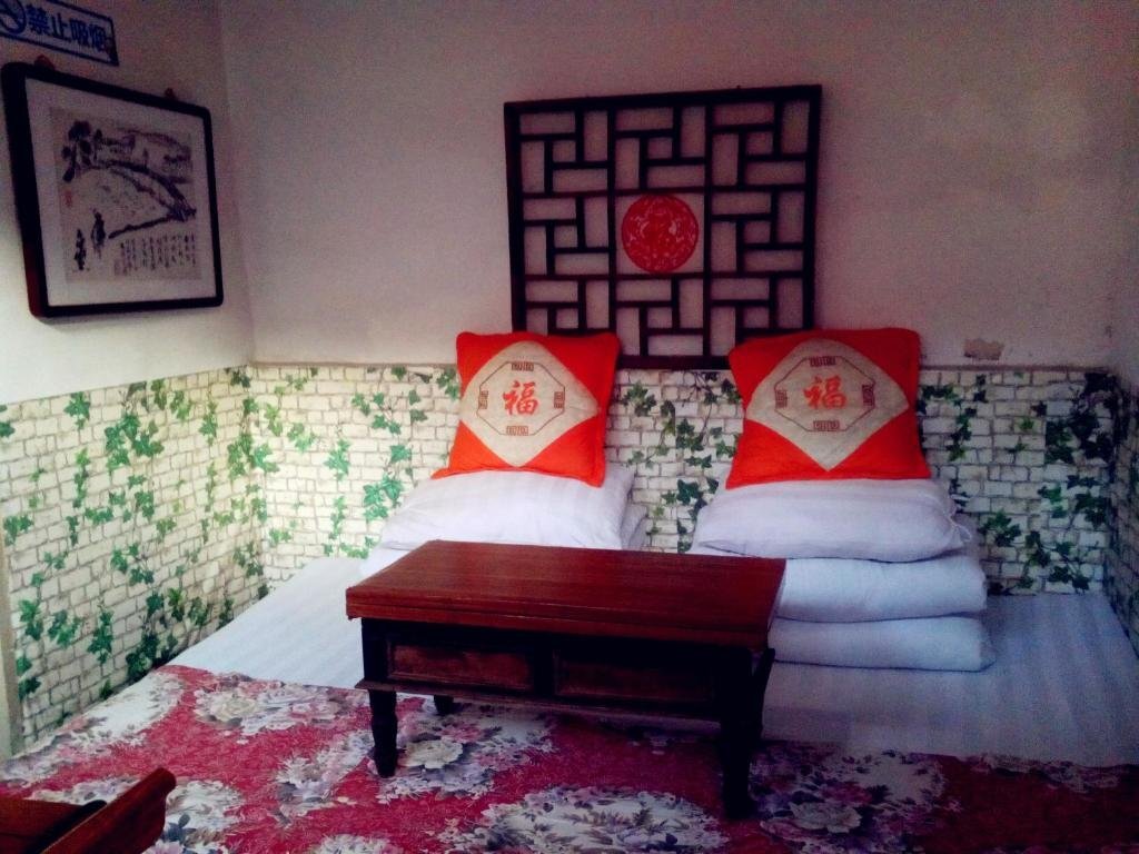 Цзиньчжун: Jishixiang Youth Hostel