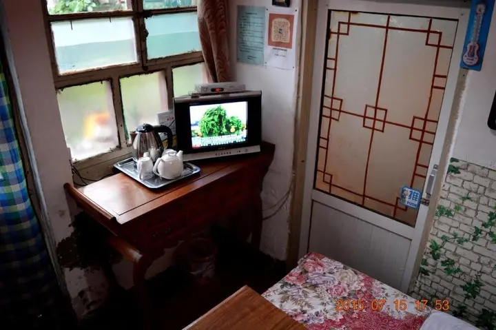 Цзиньчжун: Jishixiang Youth Hostel