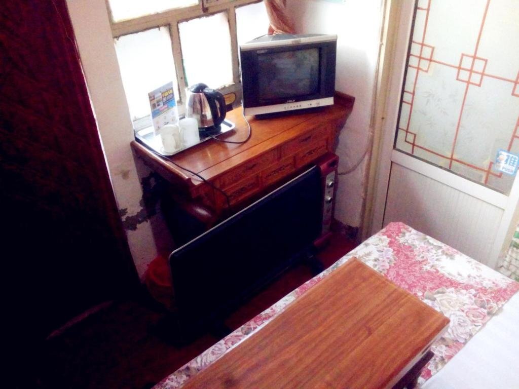 Цзиньчжун: Jishixiang Youth Hostel