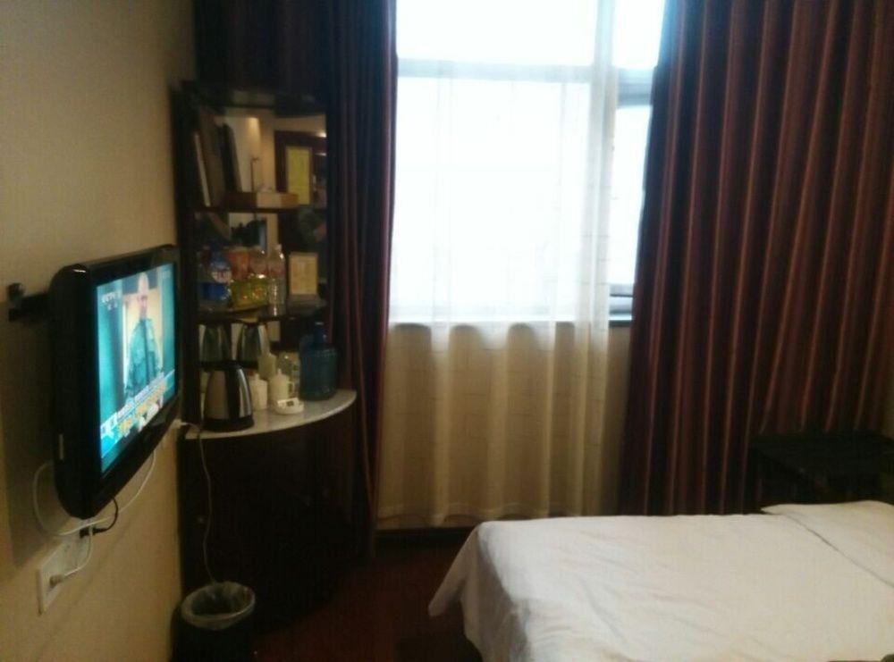 Линьи: Linyi Xizhi Hotel