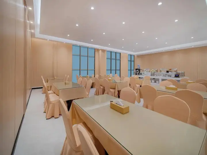 Шэньчжэнь: Vienna Int Hotel Shenzhen Songgang Wanzhao Square