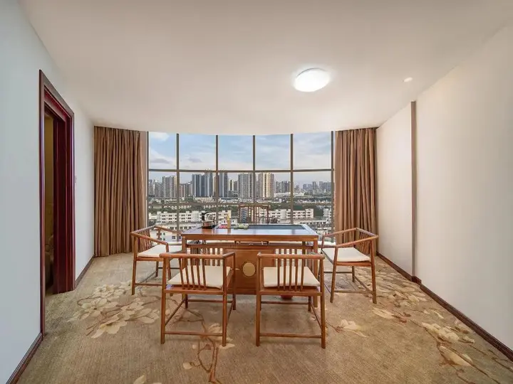 Шэньчжэнь: Vienna Int Hotel Shenzhen Songgang Wanzhao Square