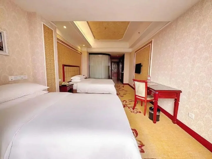 Шэньчжэнь: Vienna Hotel Shenzhen Songgang Yanchuan Road