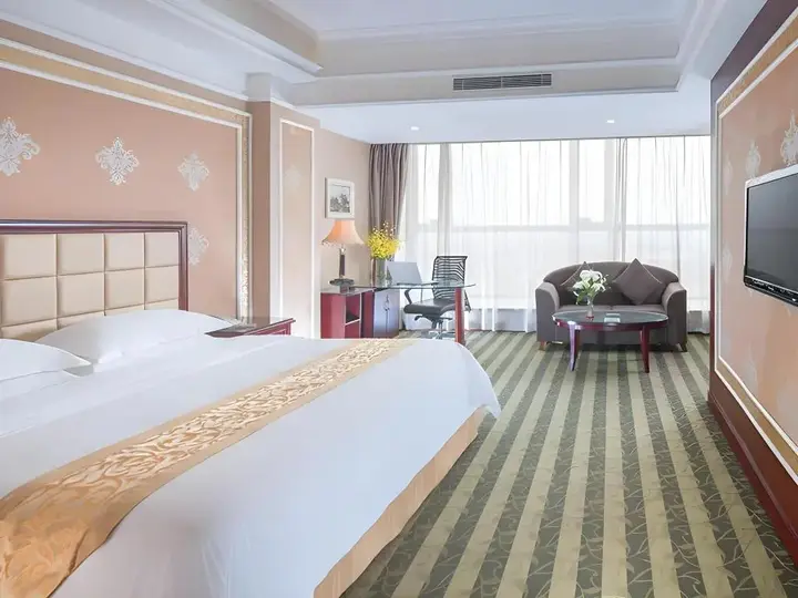 Шэньчжэнь: Vienna Hotel Shenzhen Songgang Yanchuan Road